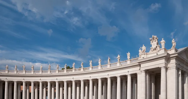 Columns and statues along the north colonnade of St Peter’s Square