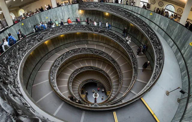 Giuseppe Momo’s spiral staircase in the Vatican Museums